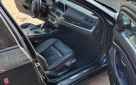 BMW 5 серия, 2012 год, 1 850 000 рублей, 15 фотография