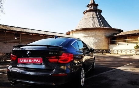 BMW 3 серия, 2018 год, 2 600 000 рублей, 3 фотография