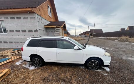 Nissan Wingroad III, 2001 год, 350 000 рублей, 3 фотография