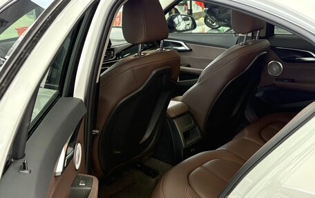 BMW 1 серия, 2022 год, 1 900 000 рублей, 14 фотография