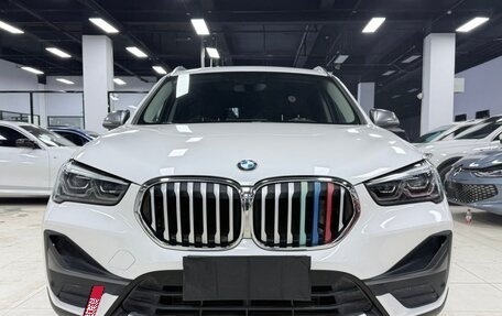 BMW X1, 2022 год, 2 700 000 рублей, 3 фотография