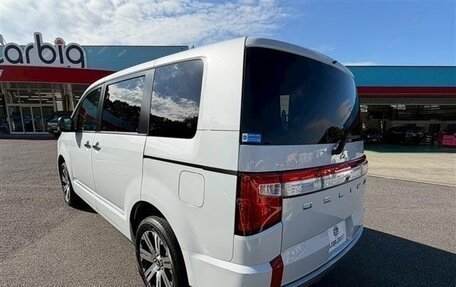 Mitsubishi Delica D:5 I, 2023 год, 3 560 000 рублей, 5 фотография