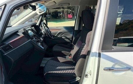 Mitsubishi Delica D:5 I, 2023 год, 3 560 000 рублей, 18 фотография