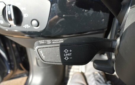 Audi A4, 2016 год, 2 730 000 рублей, 12 фотография