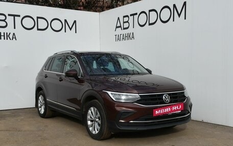 Volkswagen Tiguan II, 2021 год, 3 199 000 рублей, 3 фотография