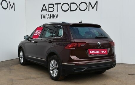 Volkswagen Tiguan II, 2021 год, 3 199 000 рублей, 5 фотография