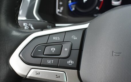 Volkswagen Tiguan II, 2021 год, 3 199 000 рублей, 10 фотография