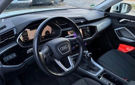 Audi Q3, 2023 год, 2 810 000 рублей, 8 фотография