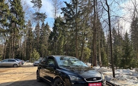 Ford Focus II рестайлинг, 2005 год, 390 000 рублей, 1 фотография