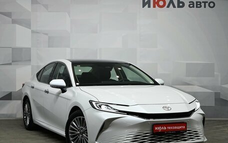 Toyota Camry, 2024 год, 4 200 000 рублей, 3 фотография