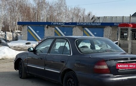 Hyundai Sonata III рестайлинг, 1997 год, 150 000 рублей, 3 фотография