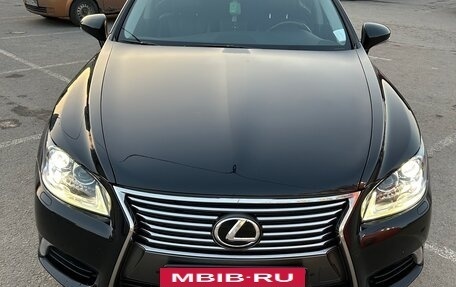 Lexus LS IV, 2012 год, 2 700 000 рублей, 3 фотография