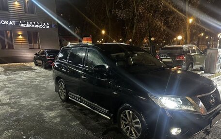Nissan Pathfinder, 2015 год, 1 525 000 рублей, 1 фотография