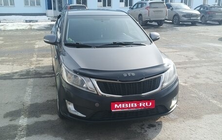 KIA Rio III рестайлинг, 2013 год, 840 000 рублей, 1 фотография