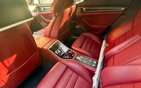 Porsche Panamera II рестайлинг, 2018 год, 8 000 000 рублей, 12 фотография