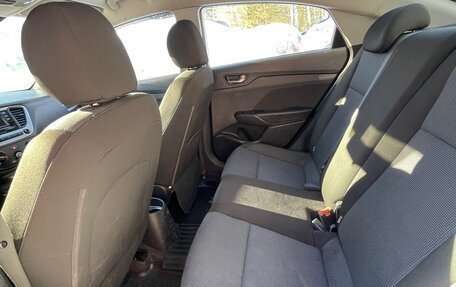 Hyundai Solaris II рестайлинг, 2018 год, 1 275 000 рублей, 5 фотография