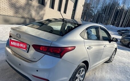 Hyundai Solaris II рестайлинг, 2018 год, 1 275 000 рублей, 9 фотография