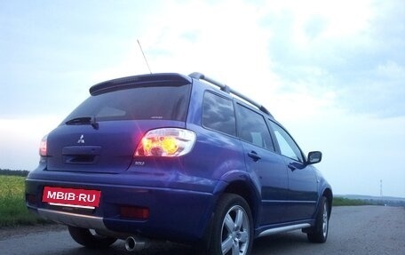 Mitsubishi Outlander III рестайлинг 3, 2007 год, 860 000 рублей, 3 фотография