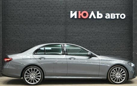 Mercedes-Benz E-Класс, 2020 год, 6 250 000 рублей, 9 фотография