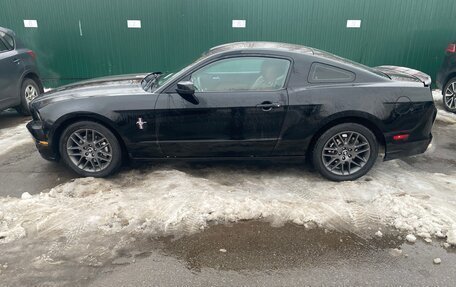 Ford Mustang VI рестайлинг, 2012 год, 2 500 000 рублей, 22 фотография