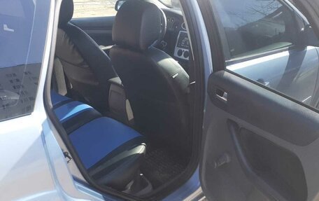 Ford Focus II рестайлинг, 2006 год, 450 000 рублей, 11 фотография