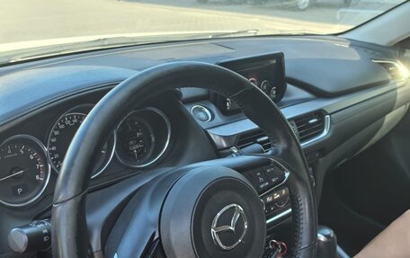 Mazda 6, 2017 год, 1 900 000 рублей, 1 фотография