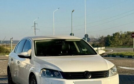 Volkswagen Passat B7, 2011 год, 1 050 000 рублей, 1 фотография