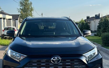 Toyota RAV4, 2020 год, 4 000 000 рублей, 1 фотография