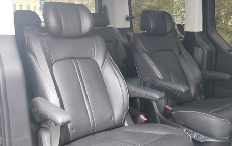 Hyundai Staria, 2021 год, 4 250 000 рублей, 5 фотография