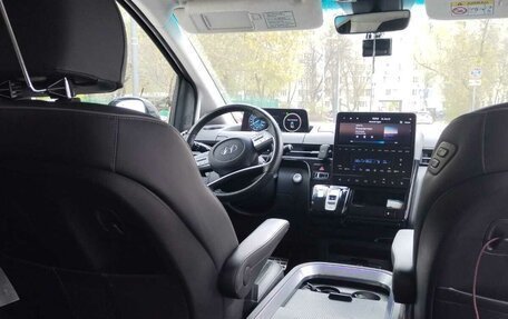 Hyundai Staria, 2021 год, 4 250 000 рублей, 4 фотография