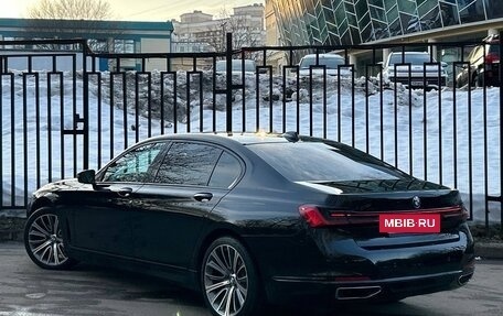 BMW 7 серия, 2019 год, 5 600 000 рублей, 4 фотография
