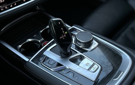 BMW 7 серия, 2019 год, 5 600 000 рублей, 17 фотография