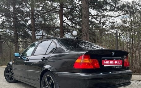 BMW 3 серия, 2004 год, 800 000 рублей, 2 фотография