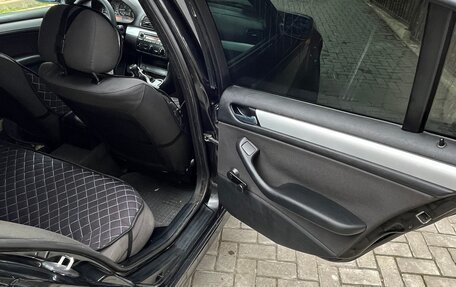 BMW 3 серия, 2004 год, 800 000 рублей, 6 фотография