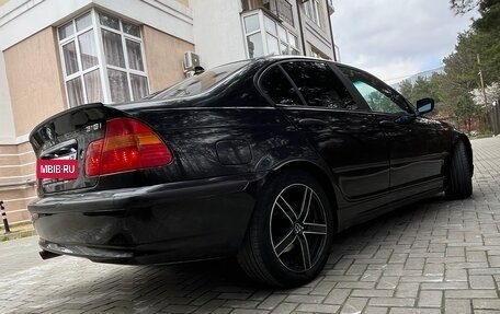 BMW 3 серия, 2004 год, 800 000 рублей, 3 фотография