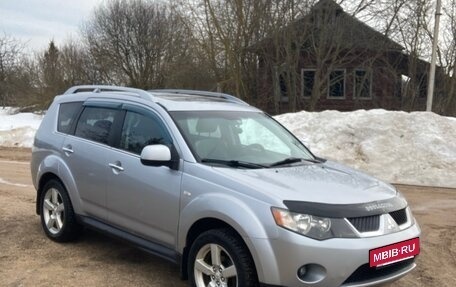 Mitsubishi Outlander III рестайлинг 3, 2008 год, 1 050 000 рублей, 3 фотография