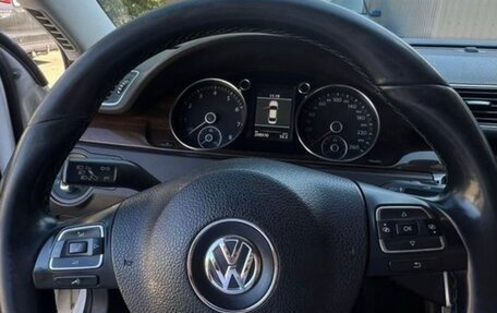 Volkswagen Passat B7, 2011 год, 1 050 000 рублей, 10 фотография