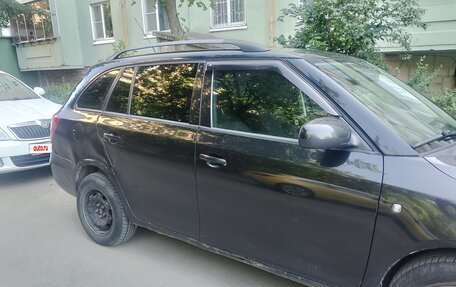 Skoda Fabia II, 2011 год, 380 000 рублей, 6 фотография