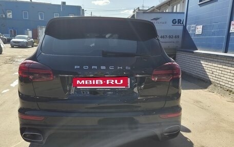 Porsche Cayenne III, 2015 год, 3 590 000 рублей, 6 фотография