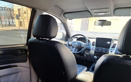 Mitsubishi Pajero Sport II рестайлинг, 2012 год, 1 450 000 рублей, 7 фотография