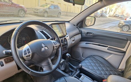 Mitsubishi Pajero Sport II рестайлинг, 2012 год, 1 450 000 рублей, 6 фотография