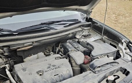 Mitsubishi Outlander III рестайлинг 3, 2016 год, 1 875 000 рублей, 24 фотография