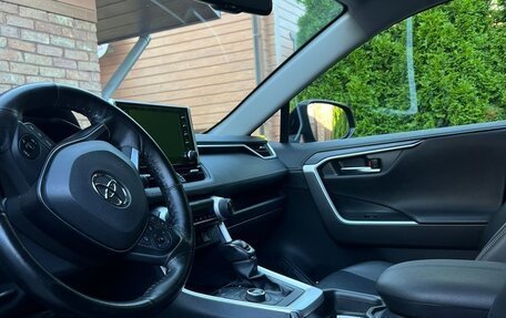 Toyota RAV4, 2020 год, 4 000 000 рублей, 7 фотография