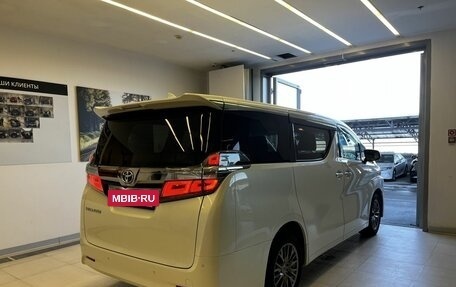 Toyota Vellfire II, 2019 год, 4 300 000 рублей, 7 фотография