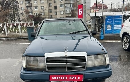 Mercedes-Benz W124, 1988 год, 110 000 рублей, 1 фотография