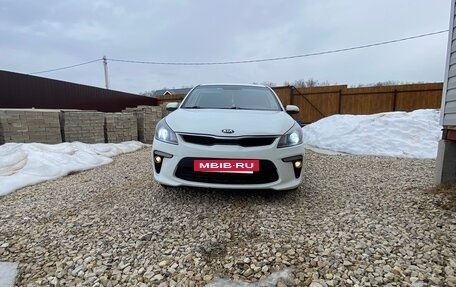 KIA Rio IV, 2018 год, 1 290 000 рублей, 6 фотография