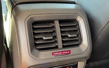 Volkswagen Tiguan II, 2019 год, 3 100 000 рублей, 20 фотография