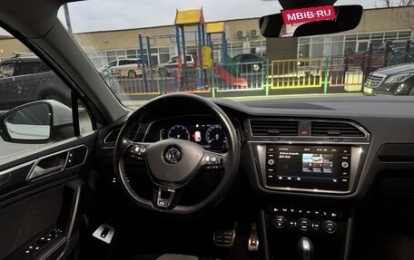 Volkswagen Tiguan II, 2019 год, 3 100 000 рублей, 30 фотография