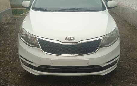 KIA Rio III рестайлинг, 2015 год, 650 000 рублей, 2 фотография
