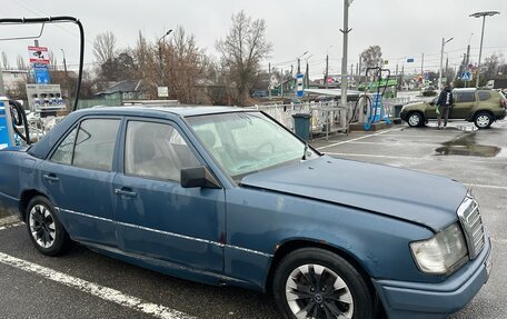 Mercedes-Benz W124, 1988 год, 110 000 рублей, 2 фотография